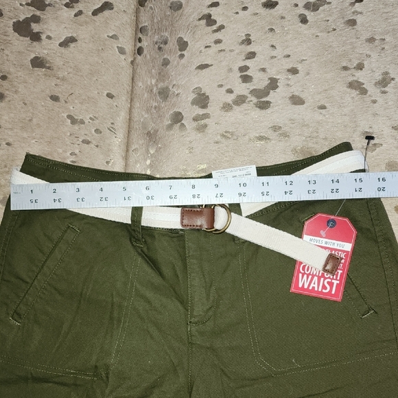 St. John's Bay Green High Waist Shorts - Picture 2 of 4